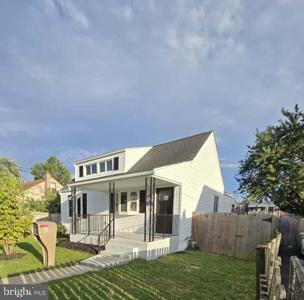221 TOWNSEND AVENUE