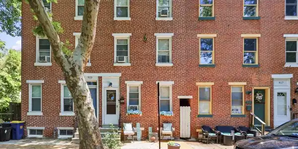 921 GRAY STREET