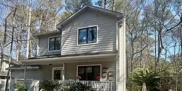 82 SANDYHOOK ROAD