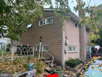 323 RIVERSIDE DRIVE