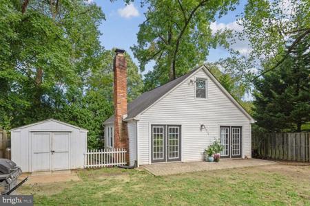3516 OAK DRIVE