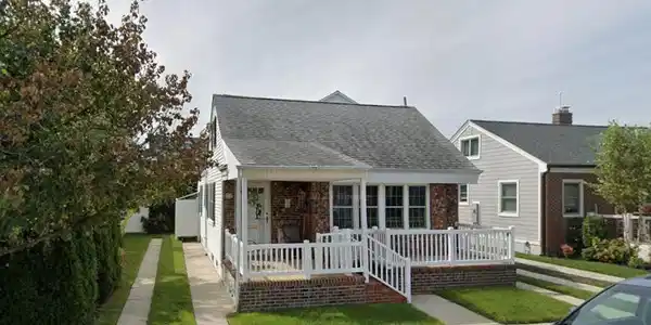 210 NASSAU AVENUE