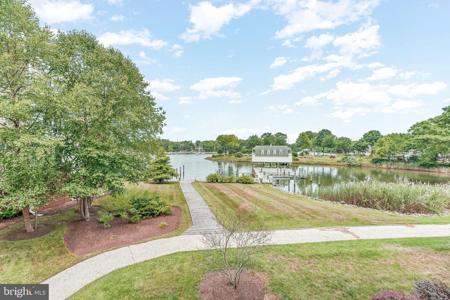 514 OYSTER BAY PLACE