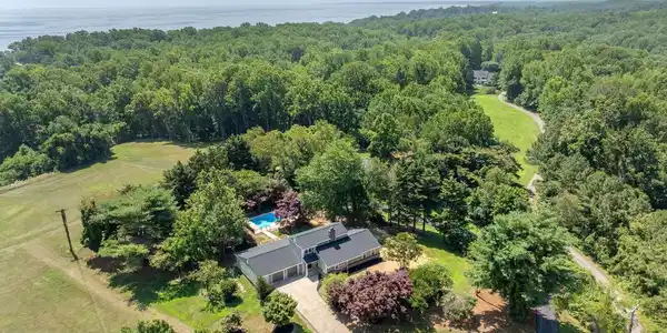 4735 PAUL HANCE ROAD