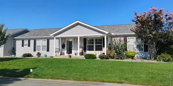 420 MOORE PLACE