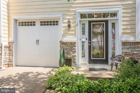 12 BAY VIEW LANE