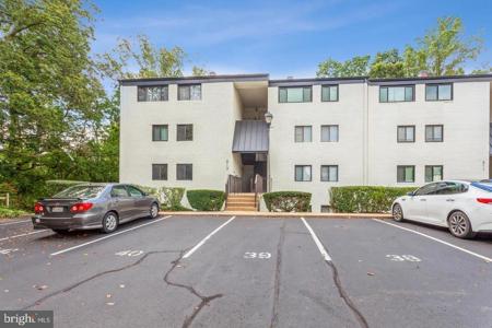 613 OAKLAND HILLS COURT