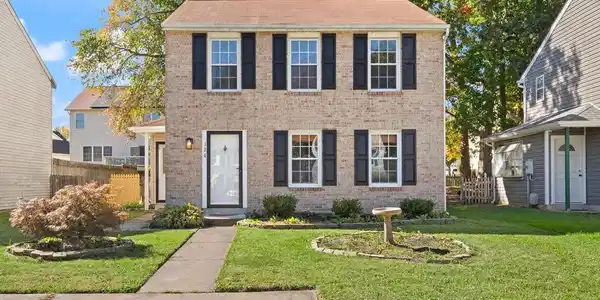 126 LABURNUM ROAD
