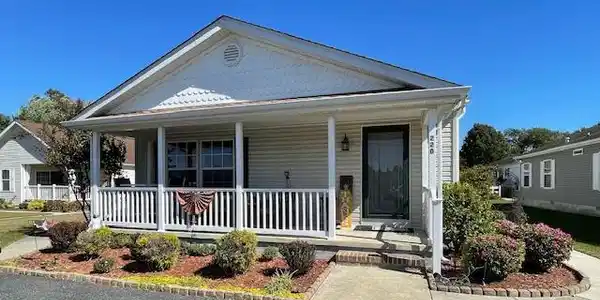 220 BAREFOOT LANE