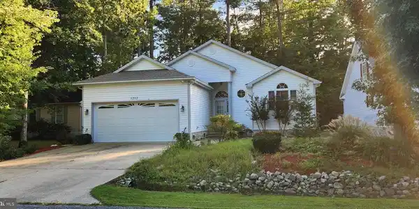 1212 OCEAN PARKWAY