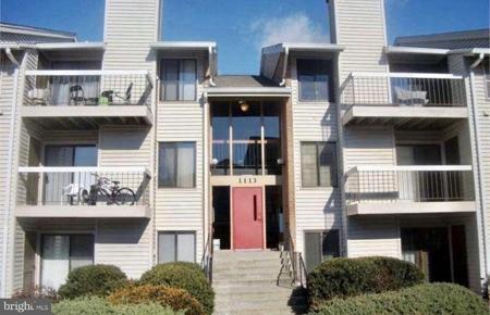 1113 CASTLE HARBOUR WAY