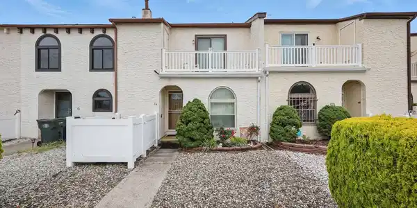 74 DELMAR DRIVE