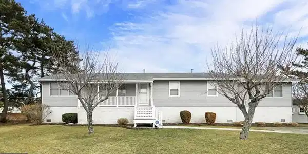 501 SHERIDAN PLACE
