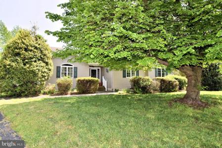 64 BAY BREEZE DRIVE