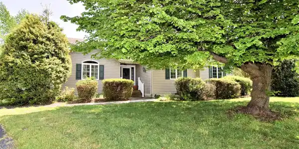 64 BAY BREEZE DRIVE