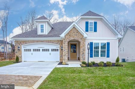 312 SUNNYS HALO DR