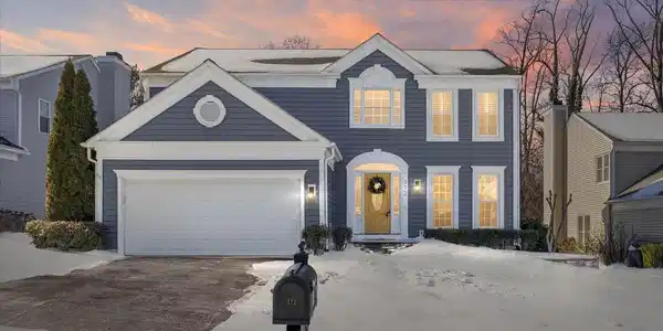 312 ROSSLARE DRIVE