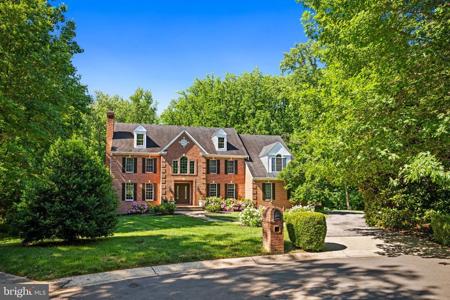 234 MEADOWGATE DRIVE