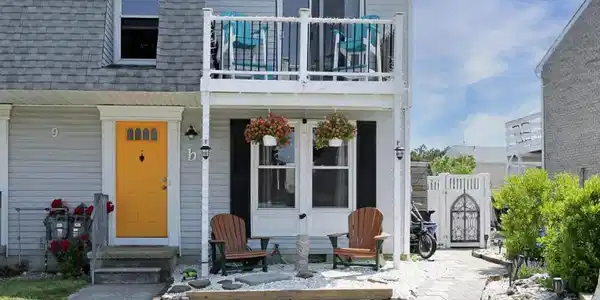 9 ONTARIO DRIVE