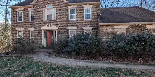 300 WHALER COVE