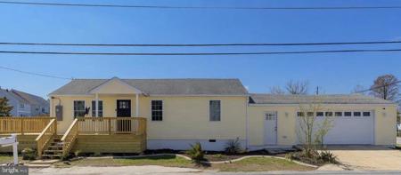 16 HUBBARD AVENUE