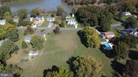 117 NORTH LAKE DRIVE