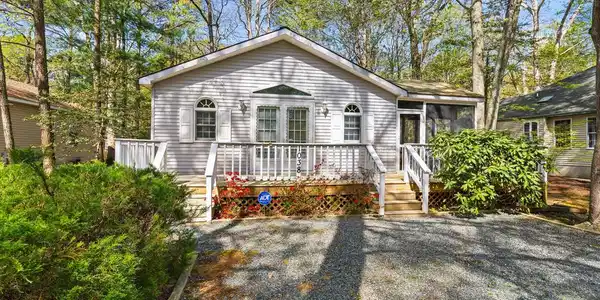 1038 OCEAN PKWY
