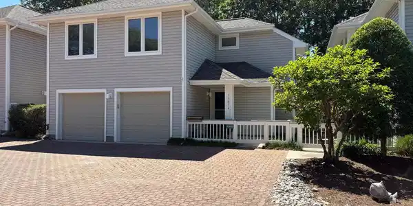 33459 LAKESHORE PLACE