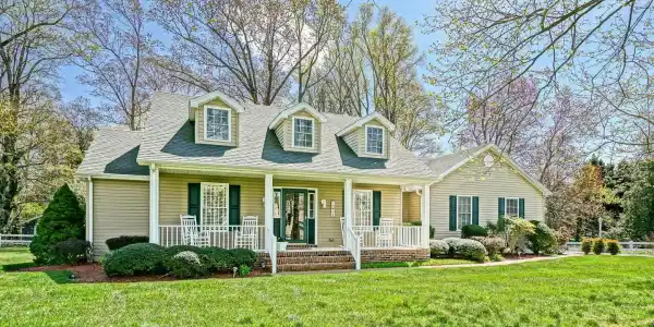 2 GREYSTONE DRIVE