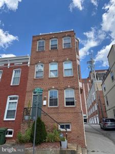 1009 BAYLIS STREET
