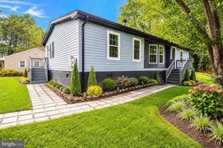 4067 SONGBIRD LANE
