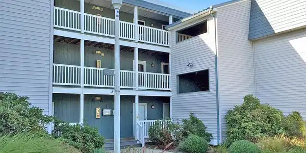 35979 CONDO DRIVE
