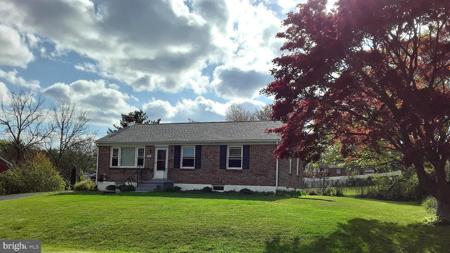 910 EUGENE DRIVE