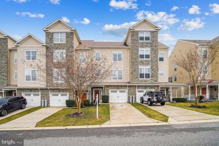 3682 GLOUSTER DRIVE