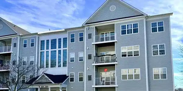 572 HOPKINS LANDING