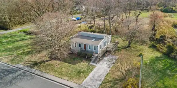 133 SANFORD ROAD