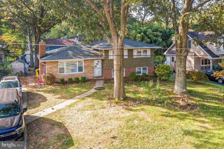 975 DOGWOOD TREE DRIVE