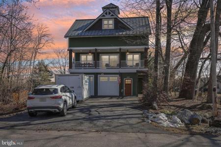 2941 SOUTHAVEN DRIVE