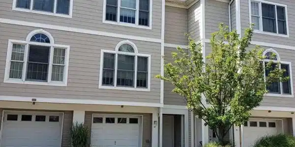 37 CHELSEA COURT