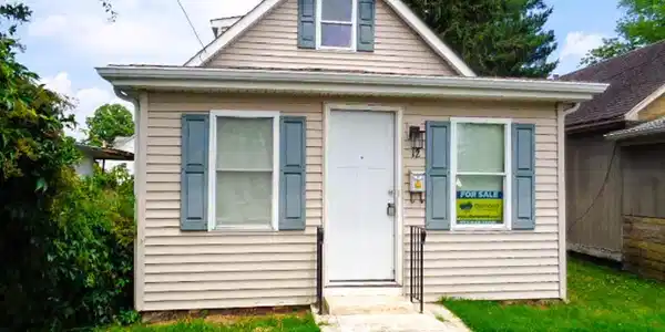12 BRANDRIFF AVENUE
