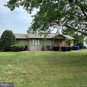 426 JACKIE DRIVE