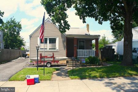 215 PINEWOOD ROAD
