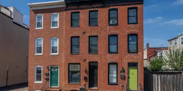 6 RANDALL STREET