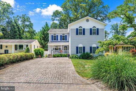 303 NORTH DRIVE