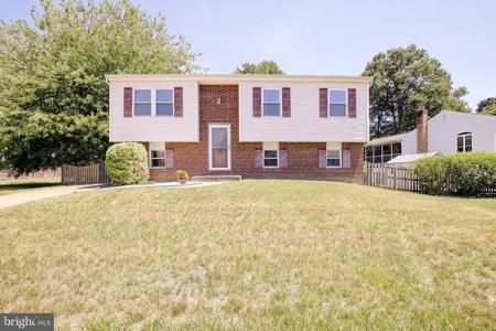8213 CRAB APPLE COURT