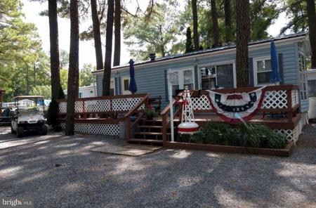 111 BEACH HARBOR DRIVE