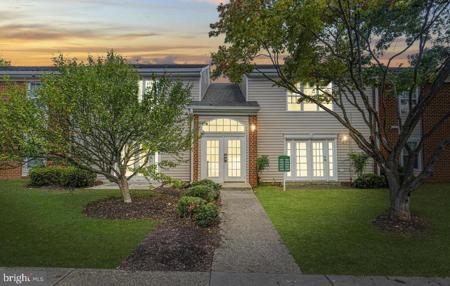 15595 HORSESHOE LANE