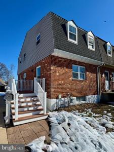 725 KINGSTON ROAD