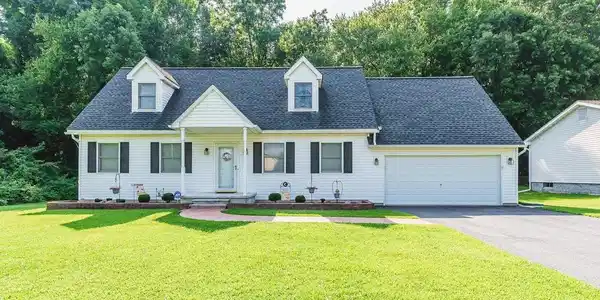 639 KEESEY LANE