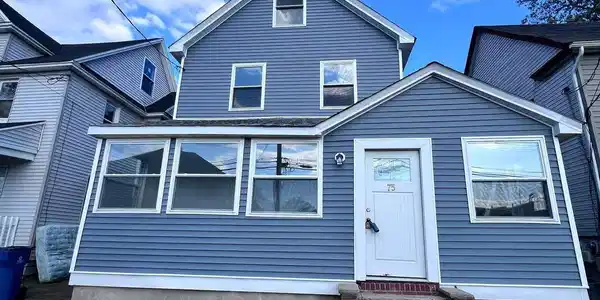 75 4TH AVENUE